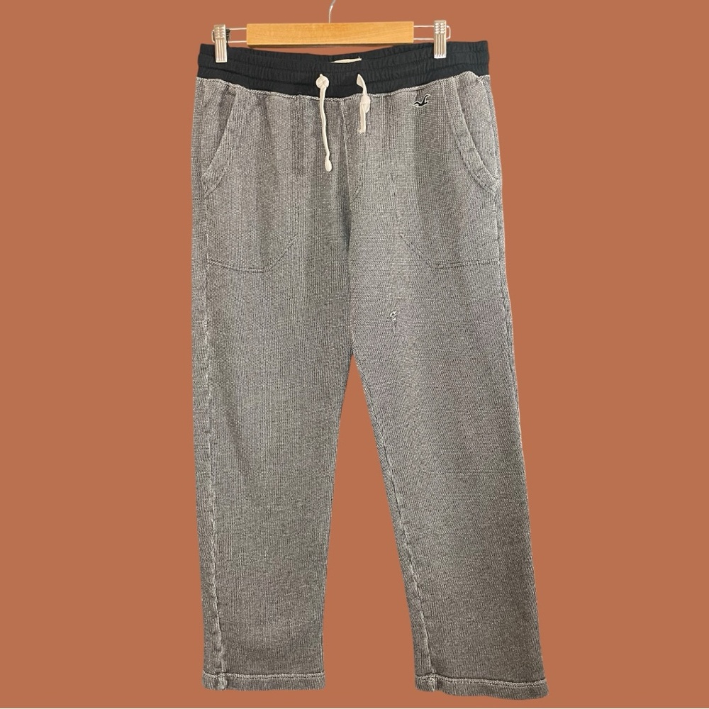 Hollister Men’s Gray Knit Drawstring Pull On Pants Size M
